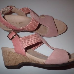 Vionic Women's Shoes Pink size 6